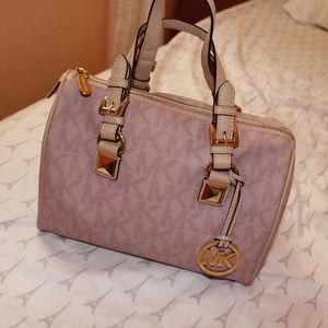 Michael Kors hand bag